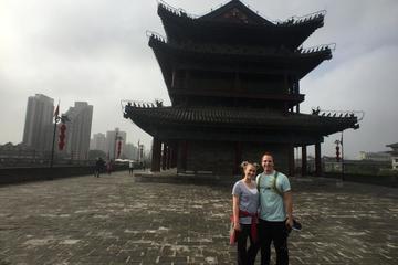 Full Day Small Group Tour of Terracotta Army and City Wall in Xi'an