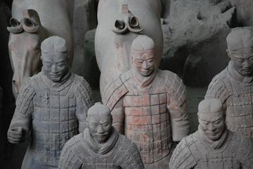 Private Day Tour of Xi'An Terracotta Warriors and Ancient City Wall