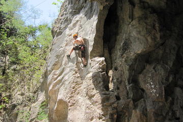 Viet Nam Rock Climbing Tour at the Marble Mountains