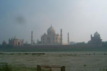 Agra Private Tour: Taj Mahal, Agra Fort, Tomb of Itimad-ud-Daulah and Fatehpur Sikri
