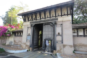 Private Full-Day Tour of Ahmedabad With Calico Museum and Gandhi Ashram