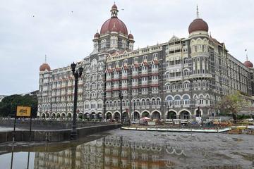 Private Half-Day Mumbai City Tour: Hanging Garden Mani Bhavan Dhobi Ghat and Kamla Nehru Park
