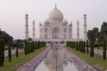 Private Transfer From Agra To Delhi