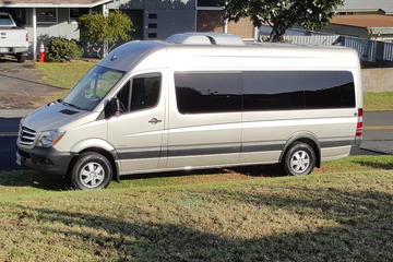 Group Transfers by Van Throughout Maui