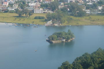 Small-Group 4-Hour Tour to the World Peace Pagoda from Pokhara