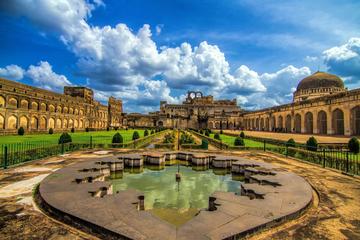 Tour to BIDAR: Fort, Palaces, Frescoes, Tiles and Necropolis