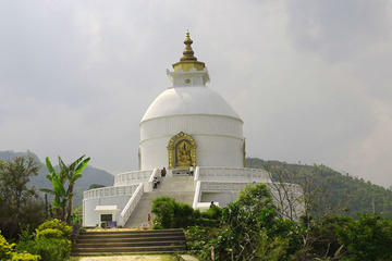 Private Hiking Tour to Peace Pagoda Including Fewa Lake Boating
