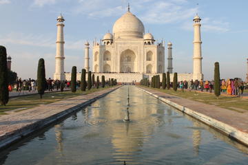 Independent 5-Day Tour of Agra, Fatehpur Sikri and Jaipur from Delhi with Private Car