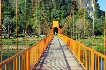 2-Day Hiking and Ziplining Tour from Vang Vieng