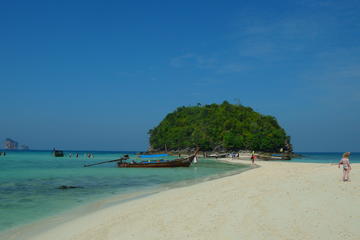 4-Island Speedboat Tour with Lunch from Krabi