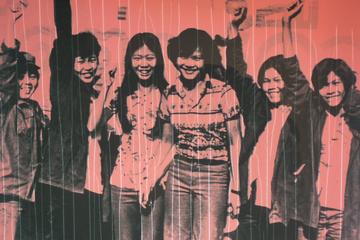 Full-Day Exploring Thai Contemporary Society in Bangkok