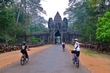 Half-Day Bike Tour from Siem Reap to Angkor Wat