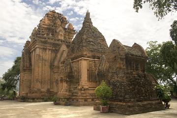Half-Day Nha Trang City Tour Including National Oceanographic Museum of Vietnam