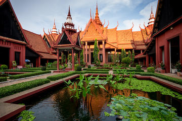 Half Day Phnom Penh Tour by Cyclo