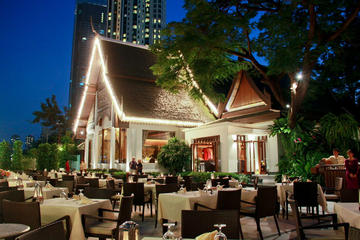 Thai Dinner and Dances At Sala Rim Naam Restaurant in Bangkok