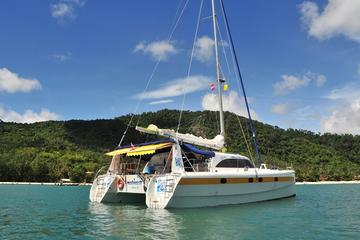 Full-Day Private Catamaran Charter from Koh Samui Including Chef