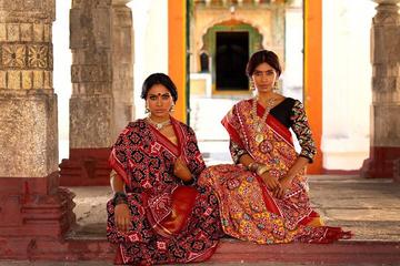 Private Full-Day Textile Tour Excursion from Hyderabad