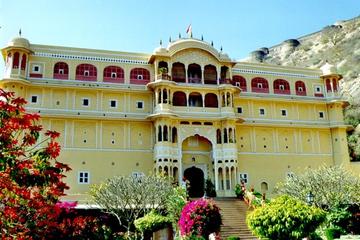 Private Day Trip: Samode Village including Camel Ride and Royal Lunch at Samode Palace