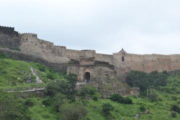 Private Tour: Day Trip to Kumbhalgarh from Udaipur