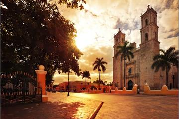 Private Tour: Cenote Xcanche and Colonial City of Valladolid Day Trip