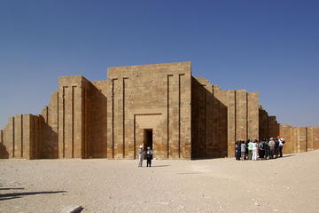 Explore Memphis and Sakkara - Private 6-Hour Tour from Cairo