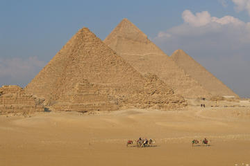 Giza Saqqara and Memphis Guided Day Tour from Cairo
