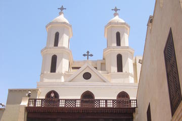 Private Guided Day Tour to Giza Pyramids Egyptian Museum and Hanging Church in Cairo