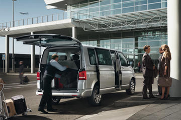 Round-trip transfer from Izmir Airport to Kusadasi