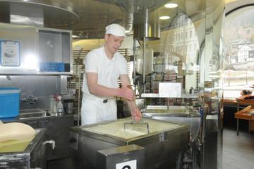 Cheese & Chocolate tour from Zurich with private tourguide