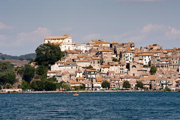 All-Day Trip from Rome: Bracciano Lake and Surrounding lunch included