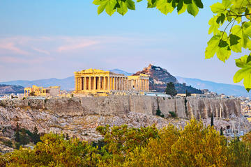 Private Acropolis and New Acropolis Museum Tour with Dinner on Lycabettus Hill