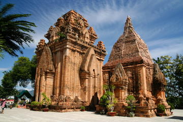 Private Nha Trang Half-Day City Tour