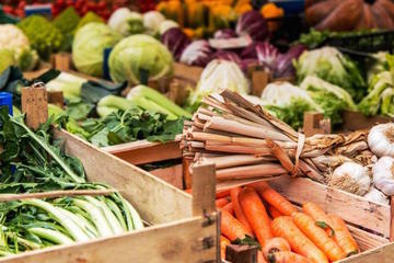 MARKET TOUR AND HOME DINING EXPERIENCE