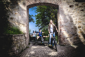 Prague 1,5-Hour Panoramic E-Scooter Tour