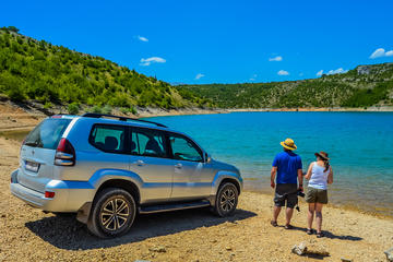 Dalmatian Hinterland Jeep Safari with BBQ from Split