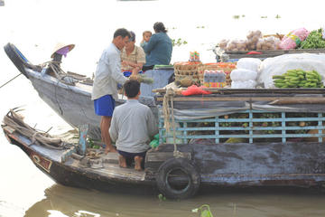 Cai Be Floating Market Full Day Tour