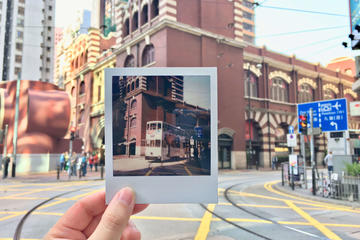 Hong Kong Vintage Photo Tour With a Polaroid Camera