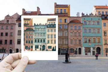 Warsaw Vintage Photo Tour With a Polaroid Camera