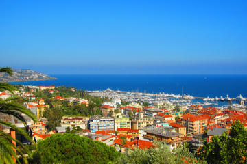 Italien market and Menton