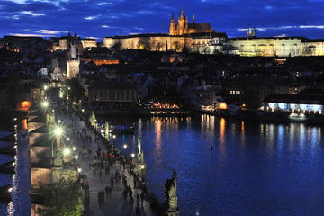 Half-Day Small-Group Guided Photography Walking Tour in Prague
