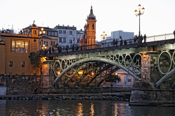 Tapas Guided Tour in Triana Seville