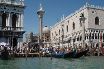 Private 2 Days Tour from Rome: Florence and Venice by High Speed Train
