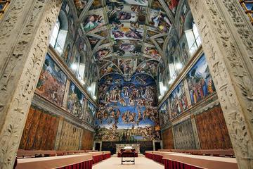 Skip the line: Vatican Museum Evening Tour in a Small Group