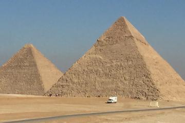 A Day Tour to Cairo group price