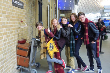 Harry Potter Magical London Walking Tour with Kings Cross Visit in London