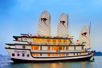 2-Day Halong Bay Signature Cruise from Hanoi