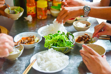 Hanoi Night Market and Street Food Tour