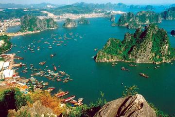 Private tour: 4-day explore Hanoi City and Halong Bay Highlights