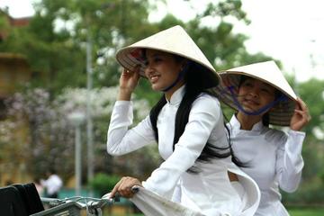 Private Tour: Hanoi City Full-Day Tour including Water Puppet Show