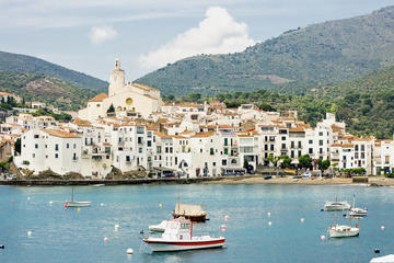 8-Hour Private tour of Dali Museum in Figueras and Cadaques from Barcelona